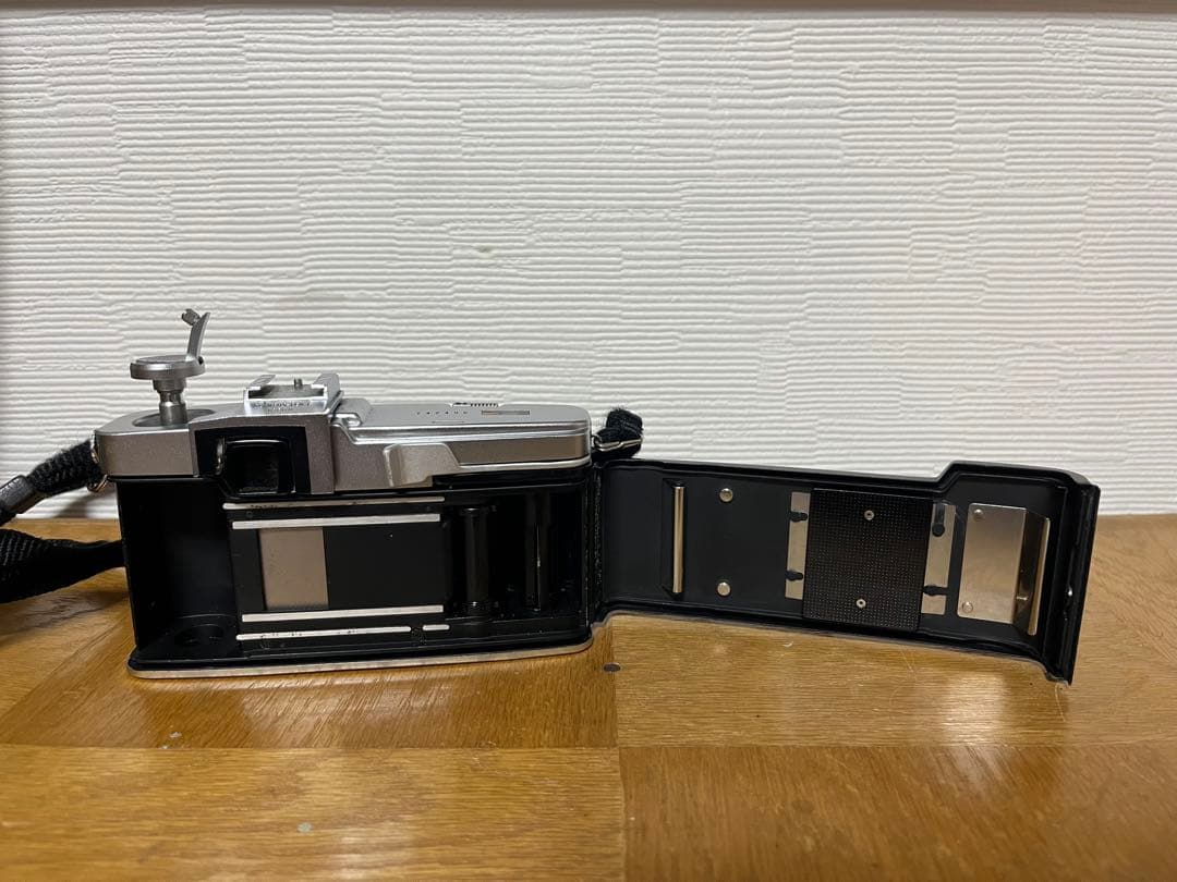 Olympus PEN-F フィルムカメラ 1:1,8 38mm