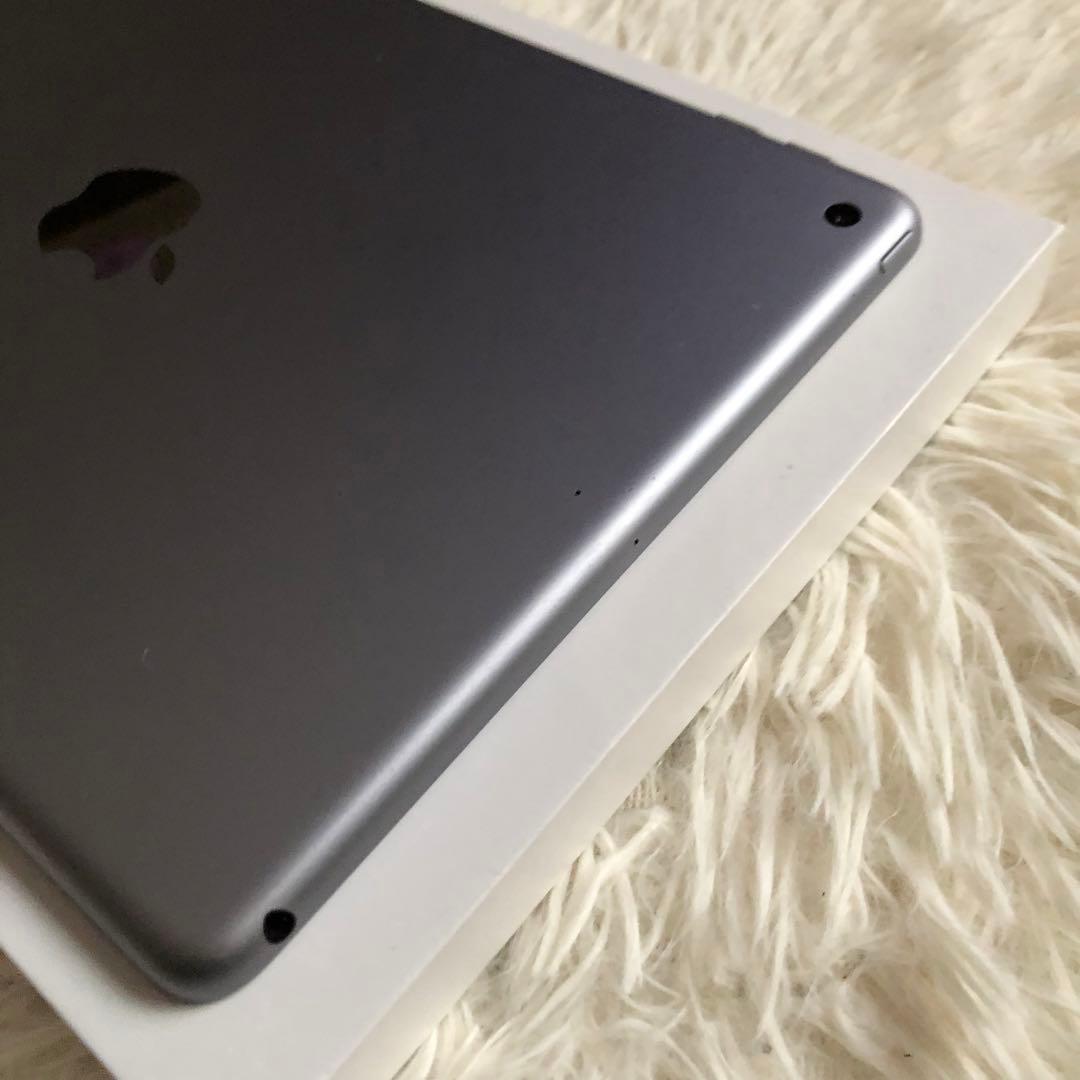 【完動品】iPad 第6世代 128GB Wi-Fi 【すぐ発送】