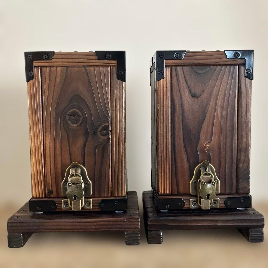 拘りのハンドメイド和風貯金箱(小型)と台座 ×2セット(鍵付き)