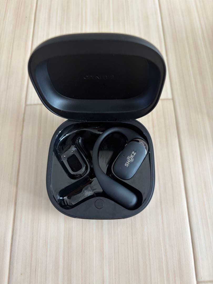 Shokz OPENFIT 2 充電ケースと右耳のみ