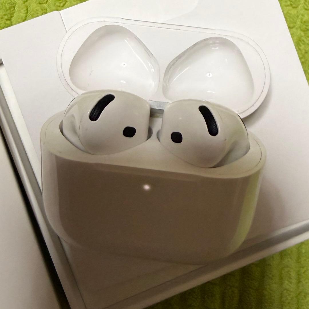 Apple AirPods 第四世代 ANC