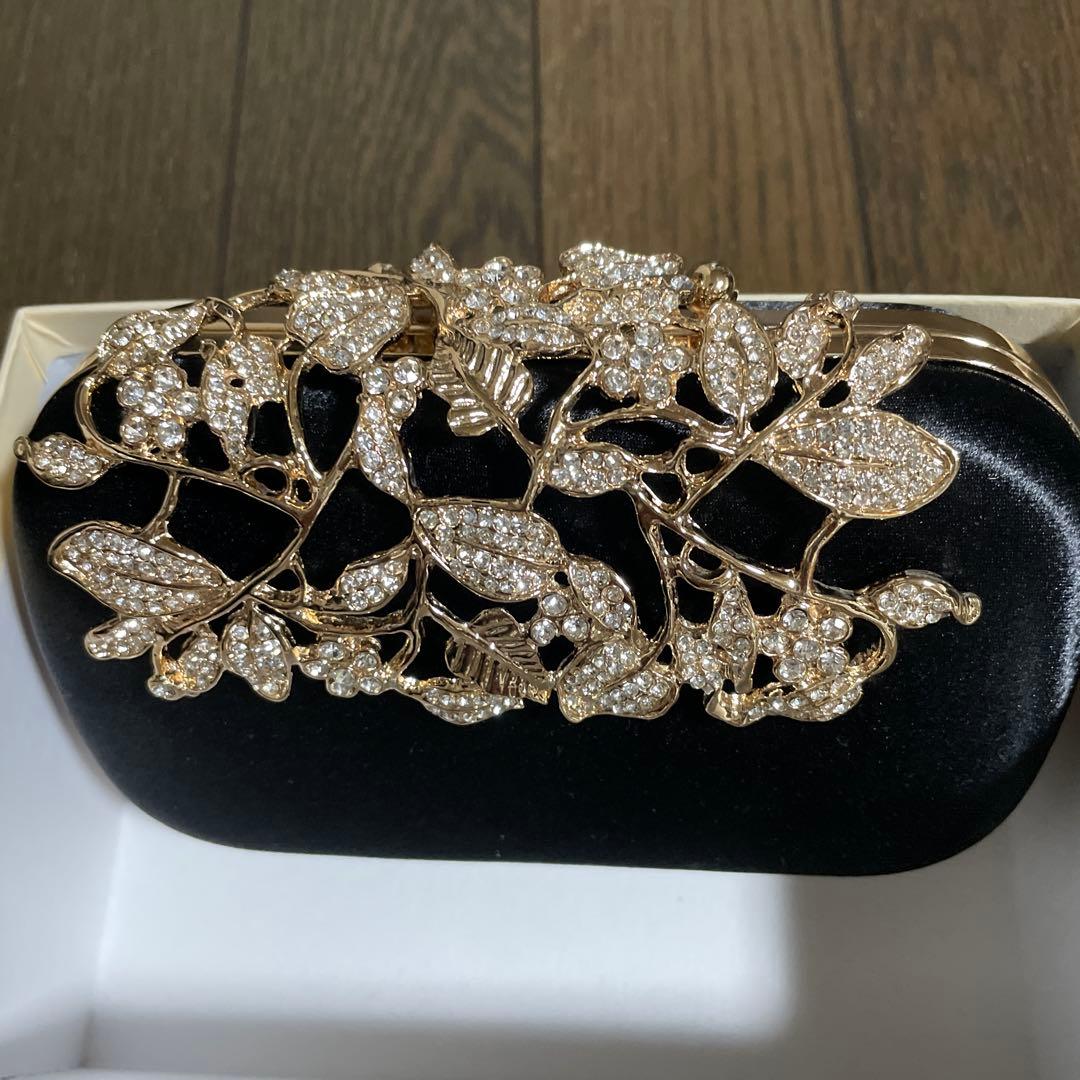 装飾付きブラッククフォーマルバッグ