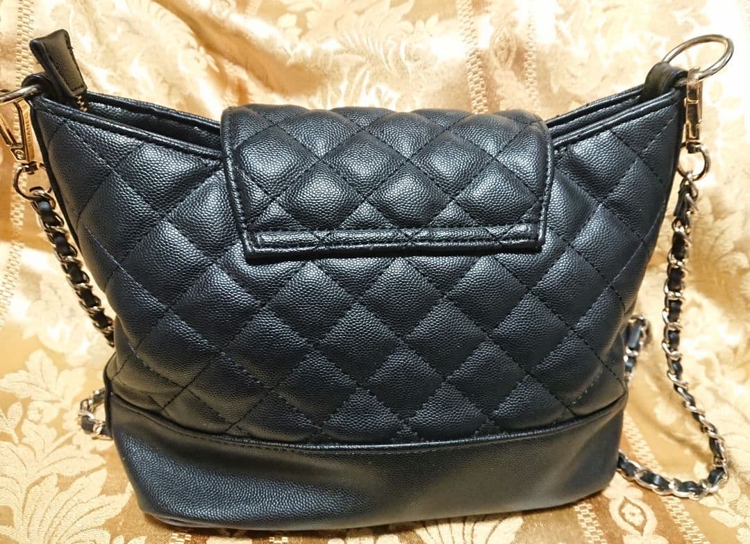 ☆CHANEL キルティング デザイン チェーンショルダーバッグ☆