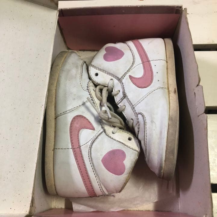 ナイキ ベビージョーダン ロッカー箱 US7 INFANTRY PINK