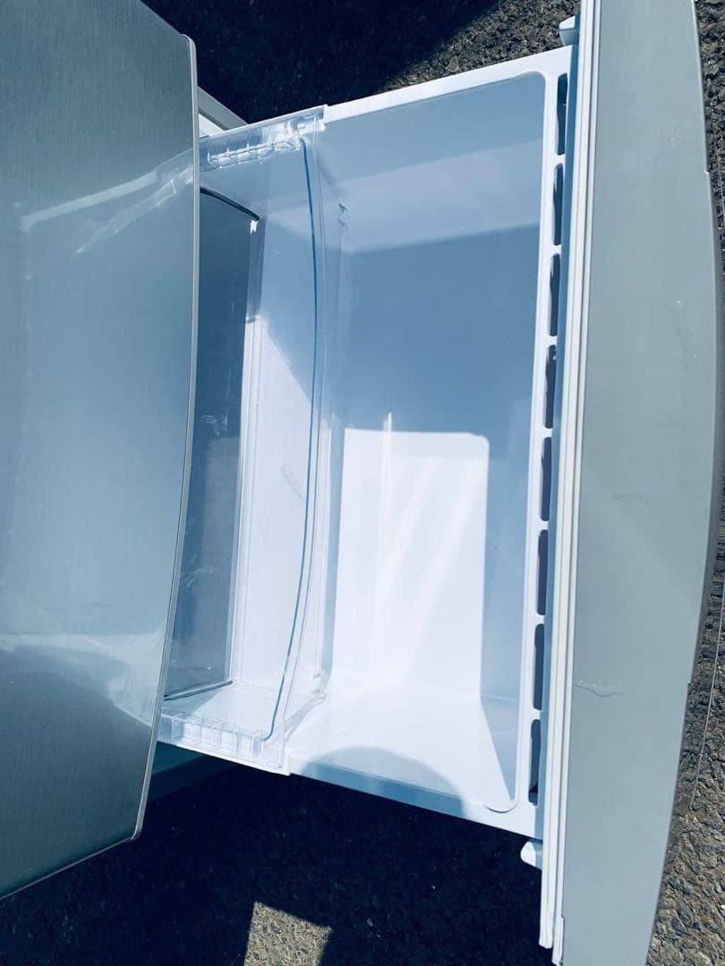 送料設置無料　AQUA ノンフロン冷凍冷蔵庫 AQR-271D