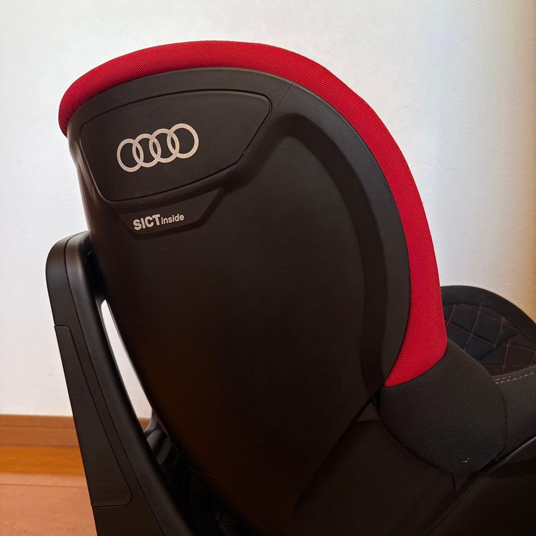 アウディ　チャイルドシート　Dualfix I-SIZE