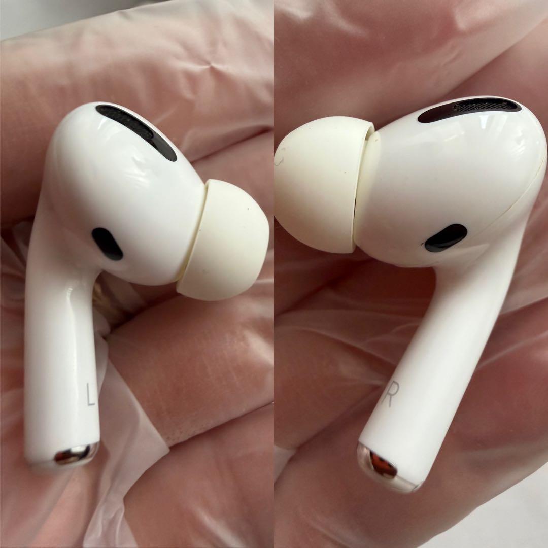Apple AirPods Pro（第1世代）です。