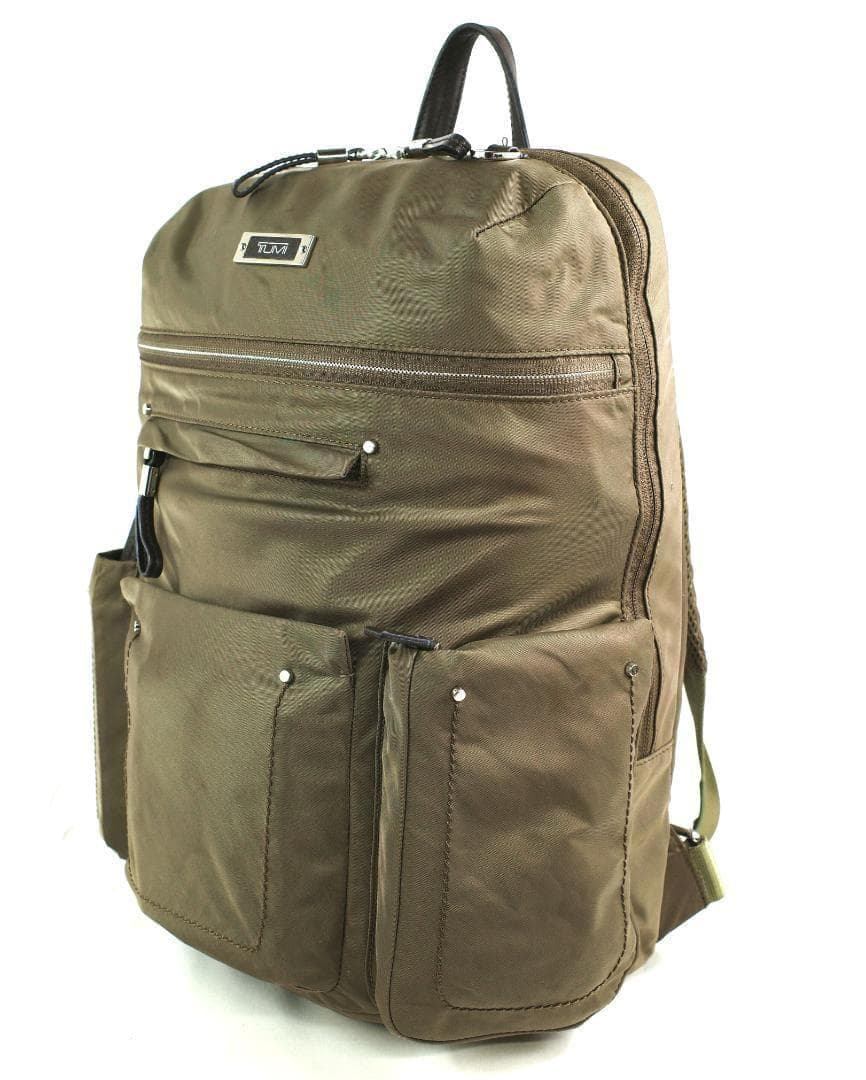 トゥミ 481707　Voyageur 『カレー』バックパック Olive