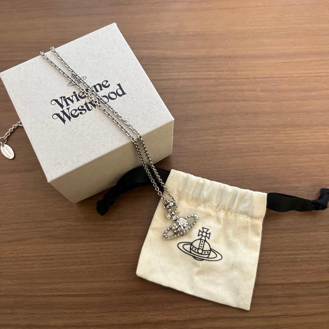 Vivienne Westwood ヴィヴィアン ネックレス
