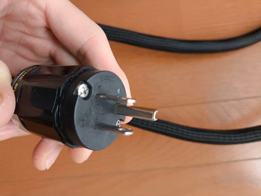 ケーブル・シールド Acoustic revive power reference 3.0m