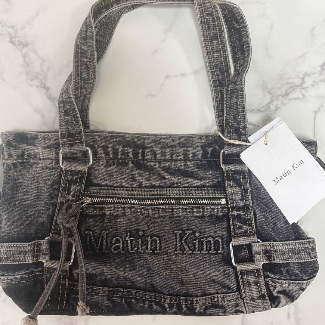 新品 Matin Kim デニムショルダーバッグ　ブラックデニム 韓国ブランド