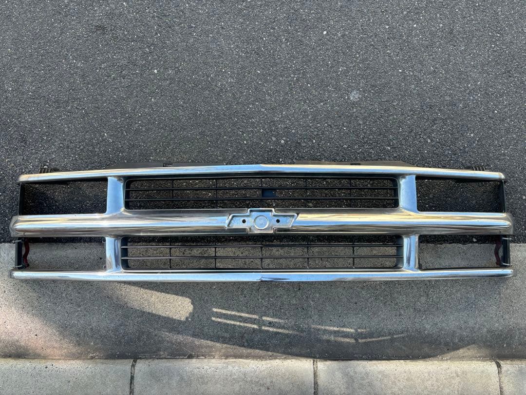 GM純正 後期グリル C/K タホ サバーバン シボレー