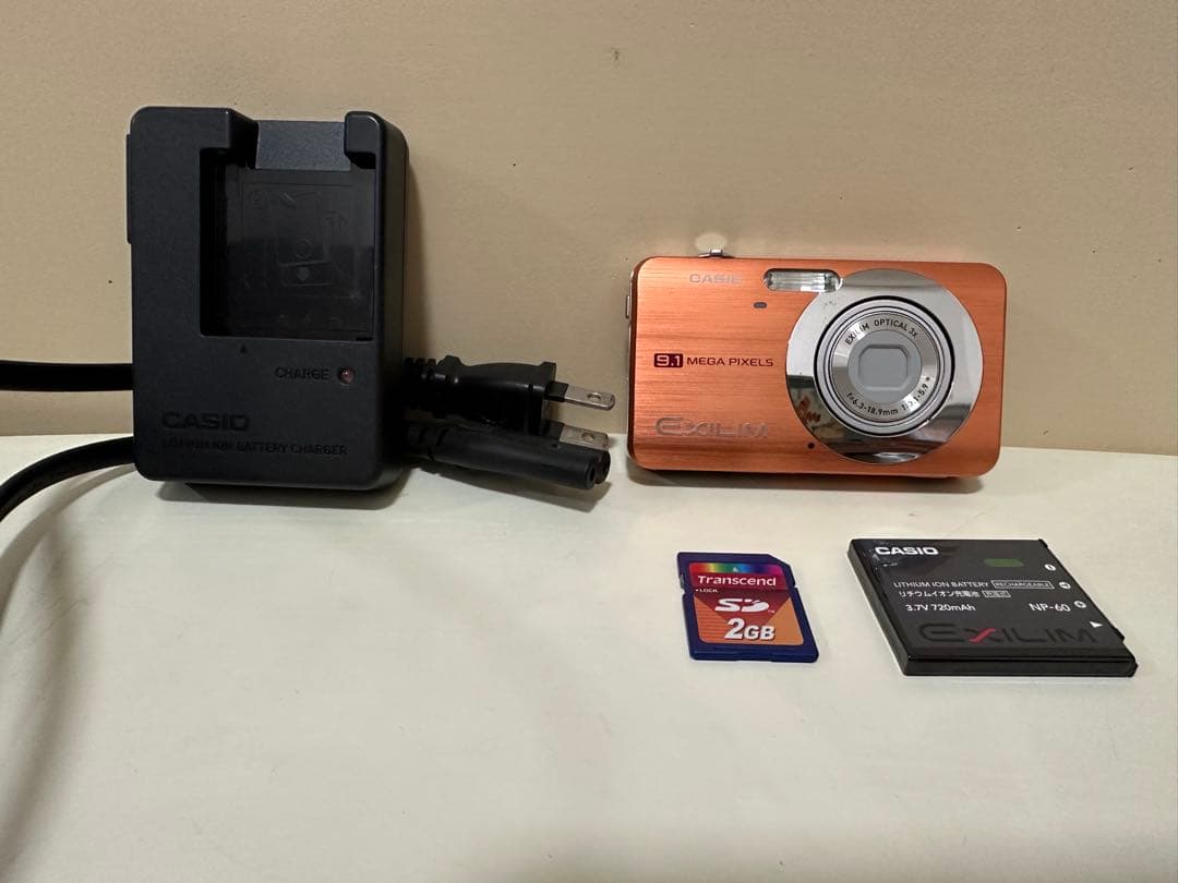 美品 CASIO EXILIM EX-Z85 純正充電器 SD付
