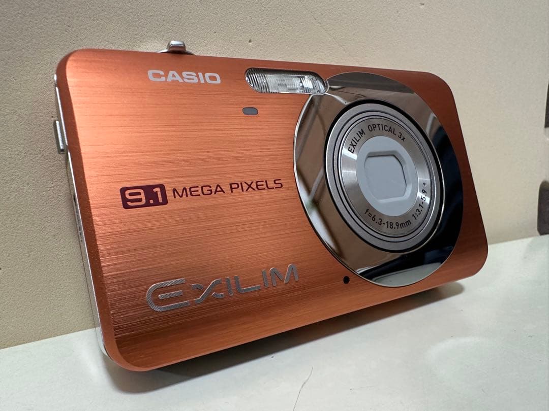 美品 CASIO EXILIM EX-Z85 純正充電器 SD付