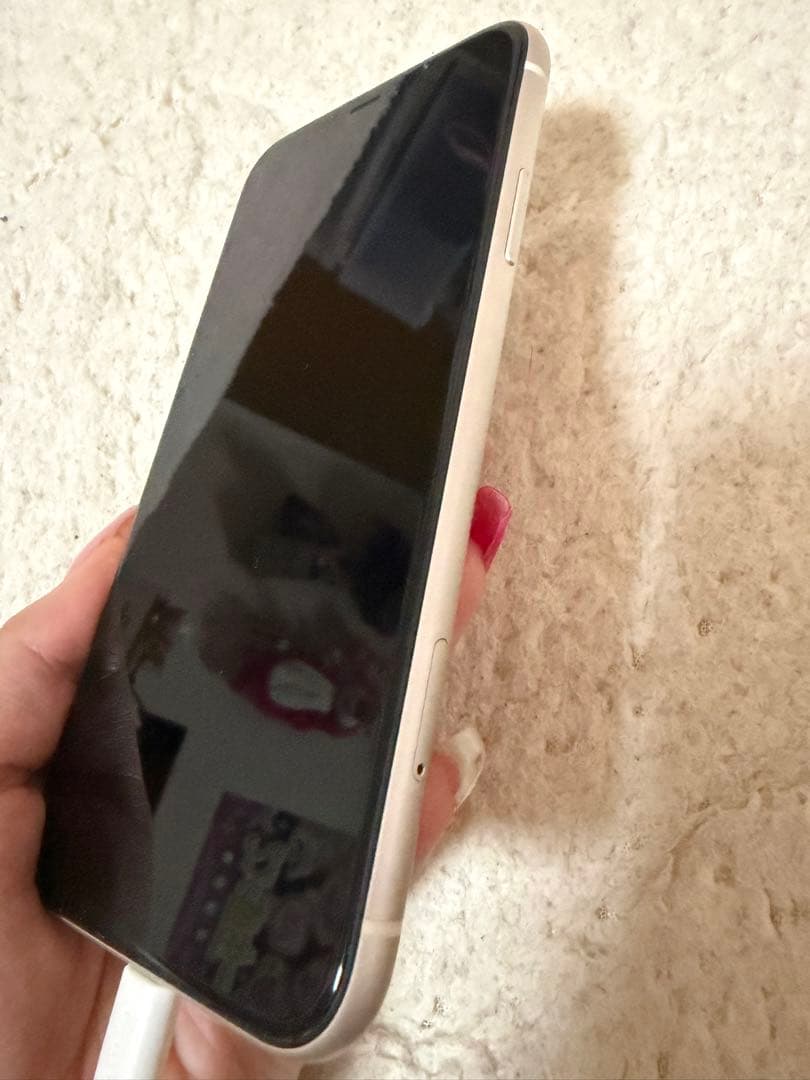 Apple iPhone 11 ホワイト128G箱付き