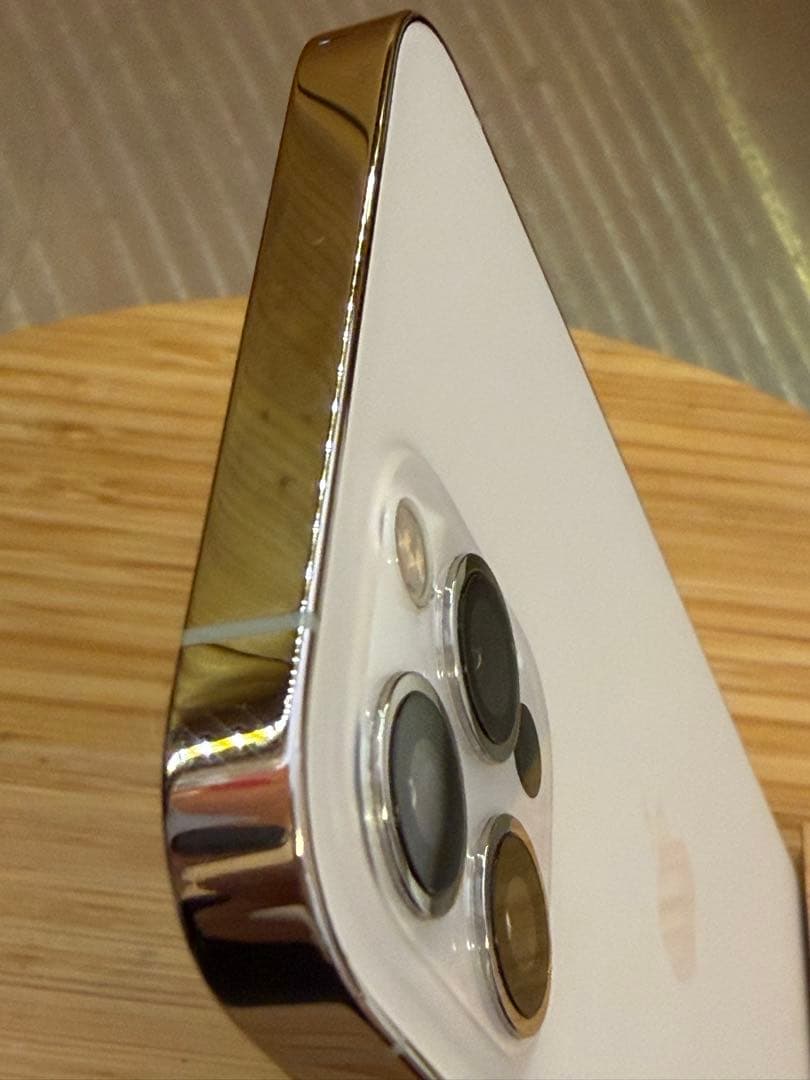 iphone 12 pro 256 ホワイト シルバー