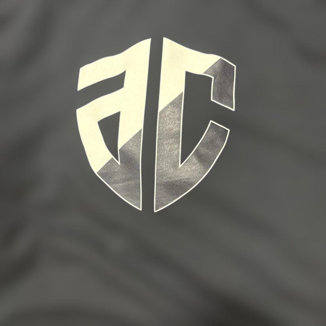 ボブ新品未使用‼️アルティーリ千葉　パーカー