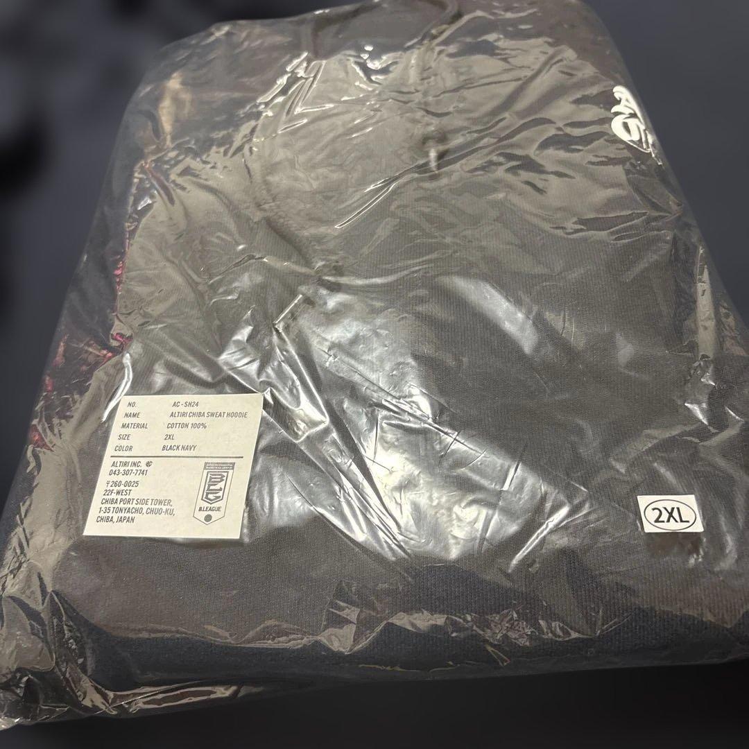 ボブ新品未使用‼️アルティーリ千葉　パーカー