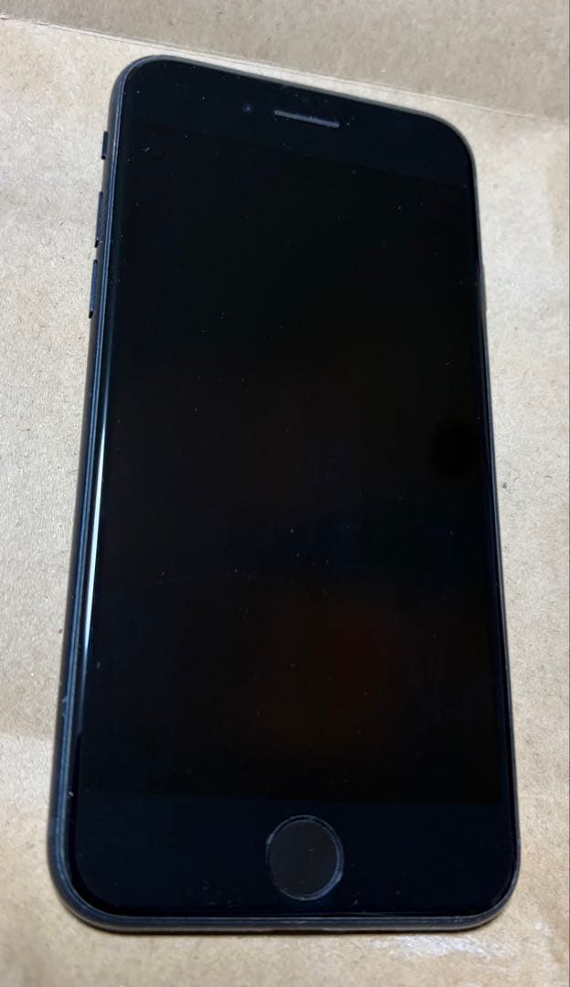 iPhone SE 第3世代　128GB