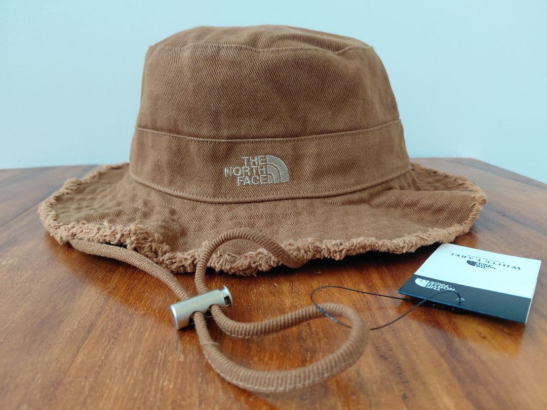 ノースフェイスホワイトレーベル バケットハット新品タグ付き