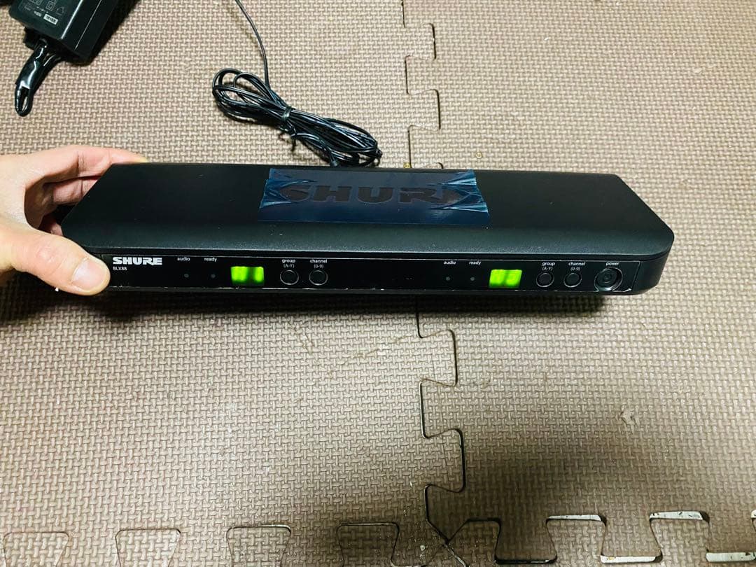 SHURE BLX88 デュアルチャンネル受信機