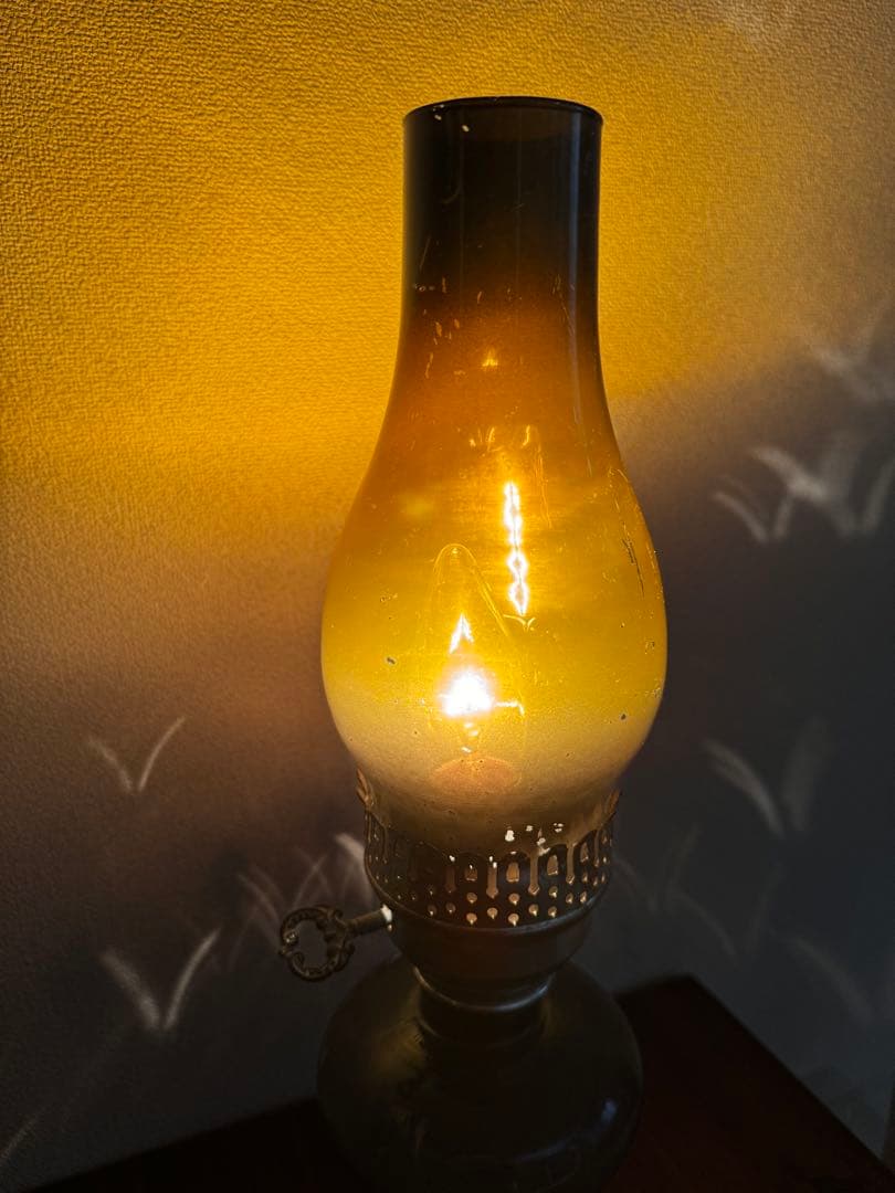 テーブルランプ クラシックデザイン　レトロランプ