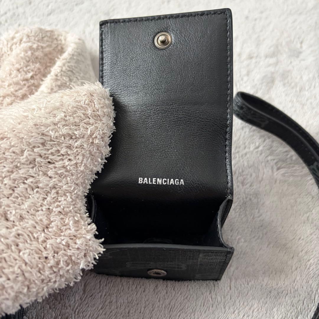 BALENCIAGA AirPodsケース　第3世代　ホルダーストラップ