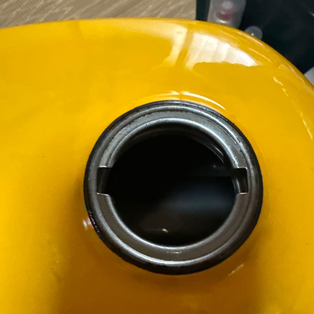 ホンダゴリラAB 27純正燃料タンク、キャップとコック付き。鍵1本付き。