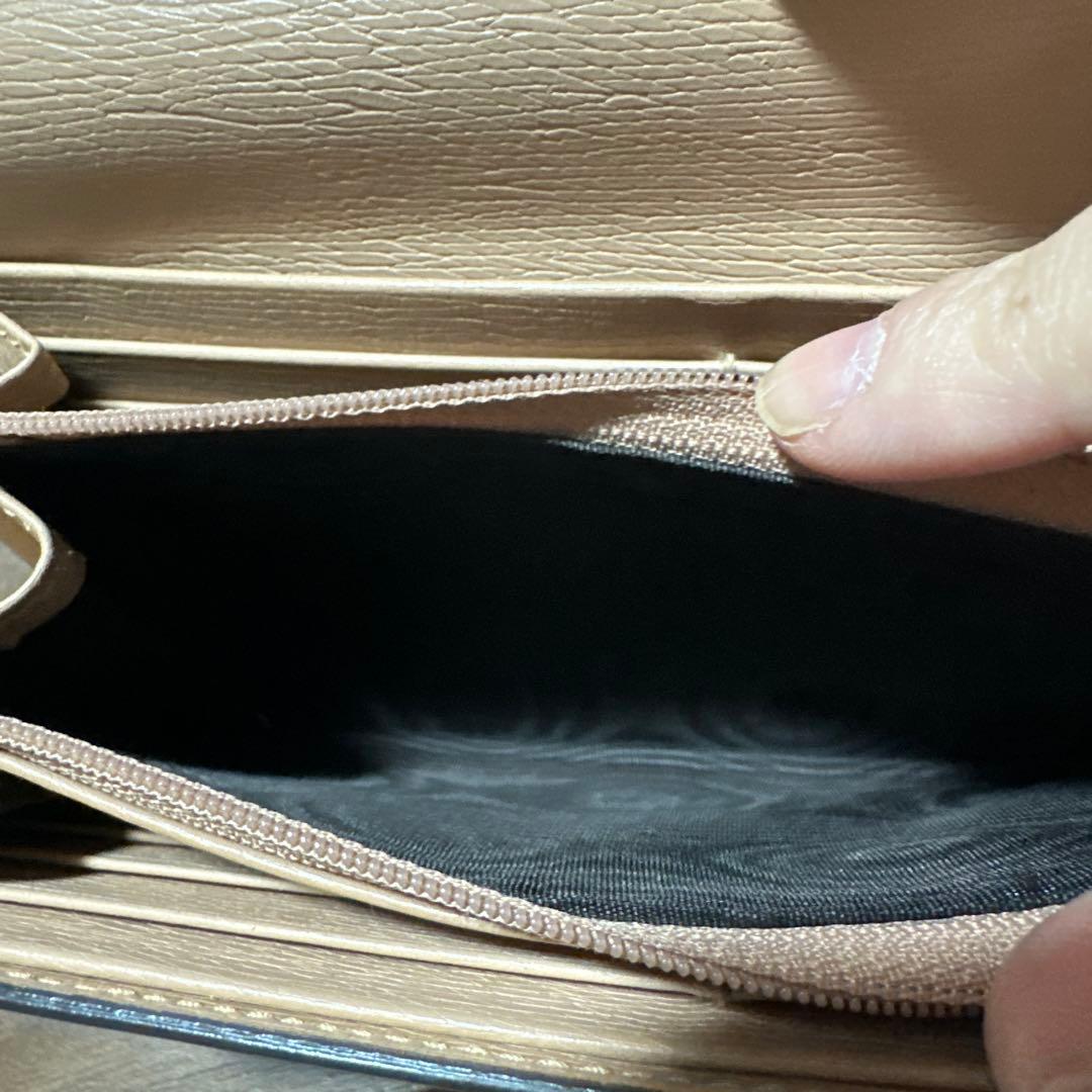 GUCCI ベージュ 長財布 GGロゴ