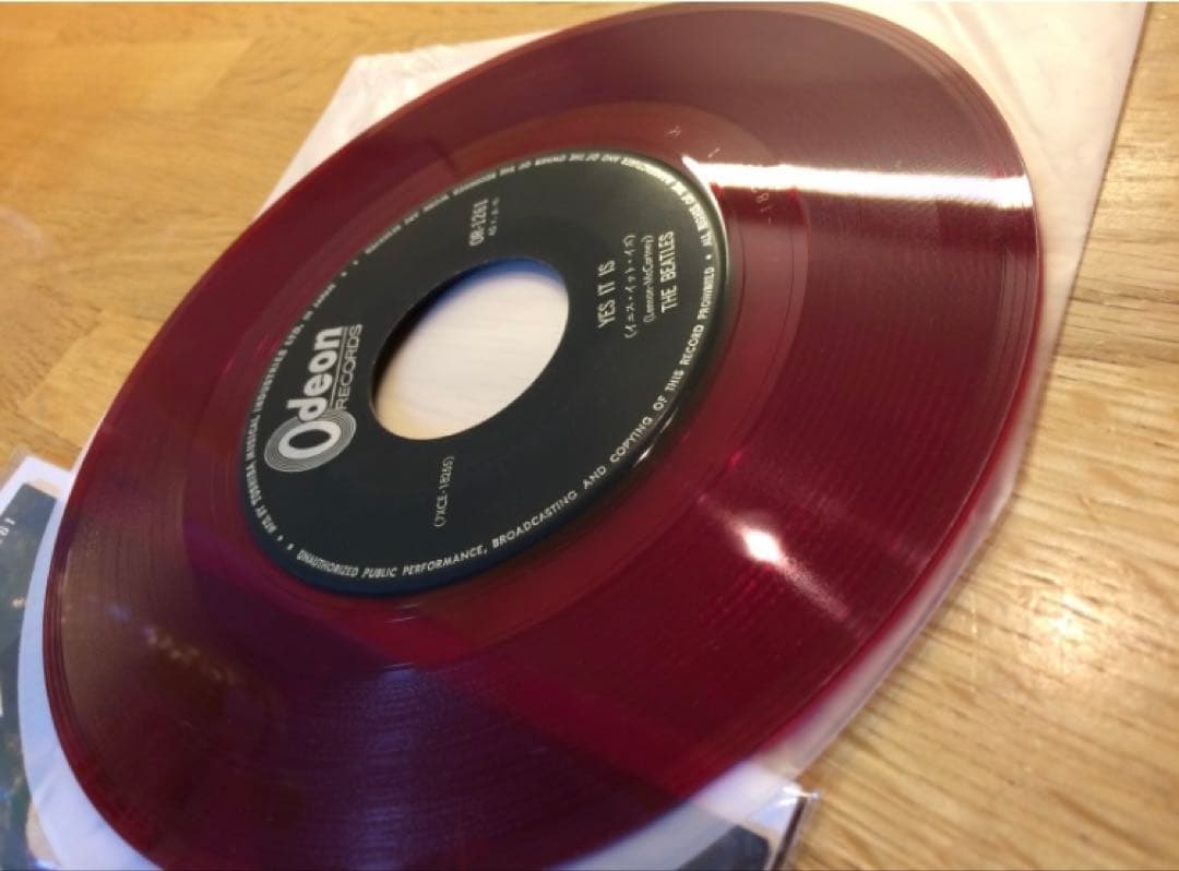 オデオン　オリジナル赤盤は　難関稀少タイトル　経年良好赤盤　涙の乗車券