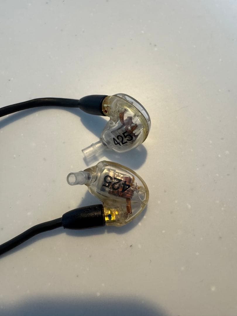 イヤホン SHURE SE425