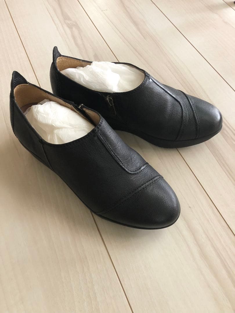 SAYA 新品 23cm サイドファスナーブーティ ヒールの高さ4.5cm