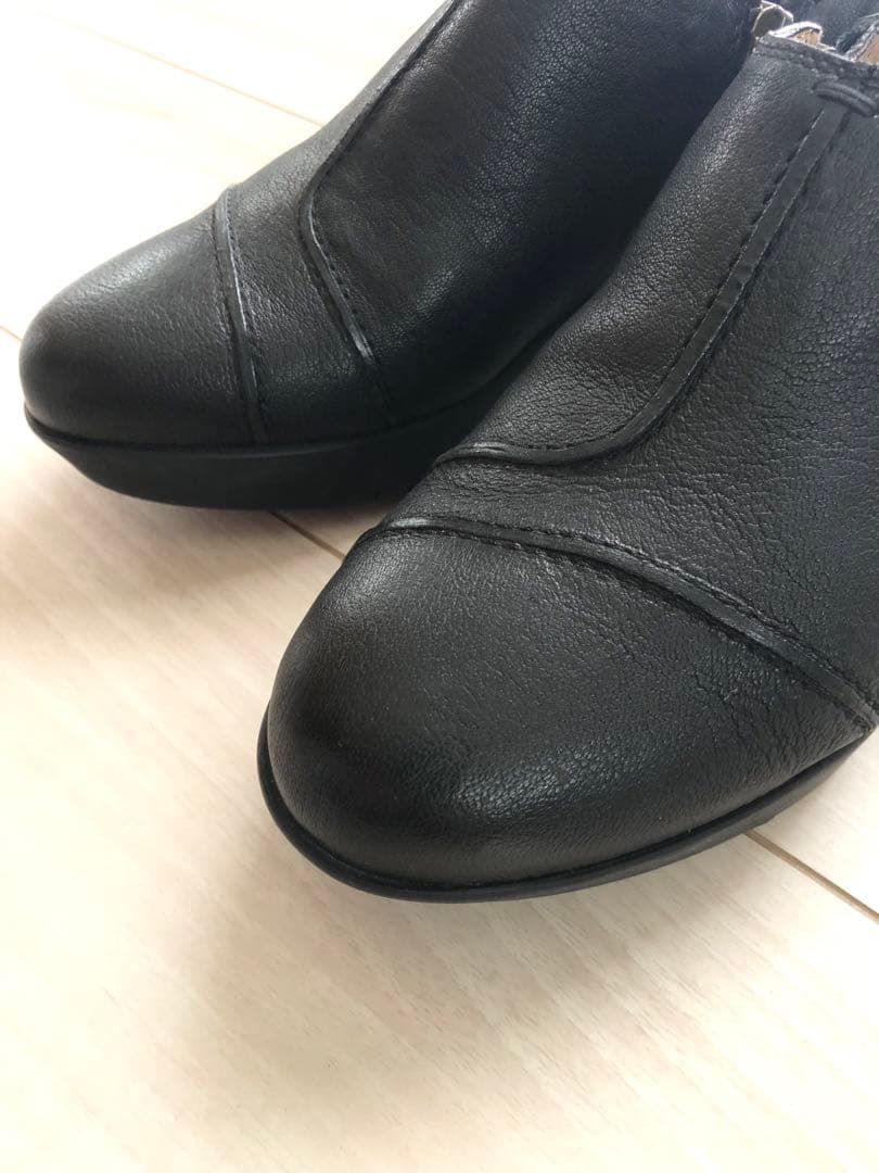 SAYA 新品 23cm サイドファスナーブーティ ヒールの高さ4.5cm