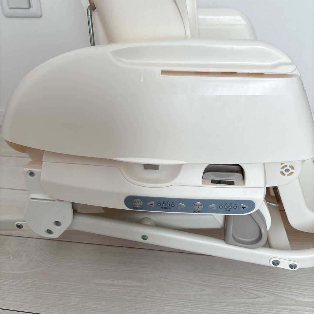 【美品】【人気商品】【一部新品】combi コンビ ネムリラAT 電動スウィング