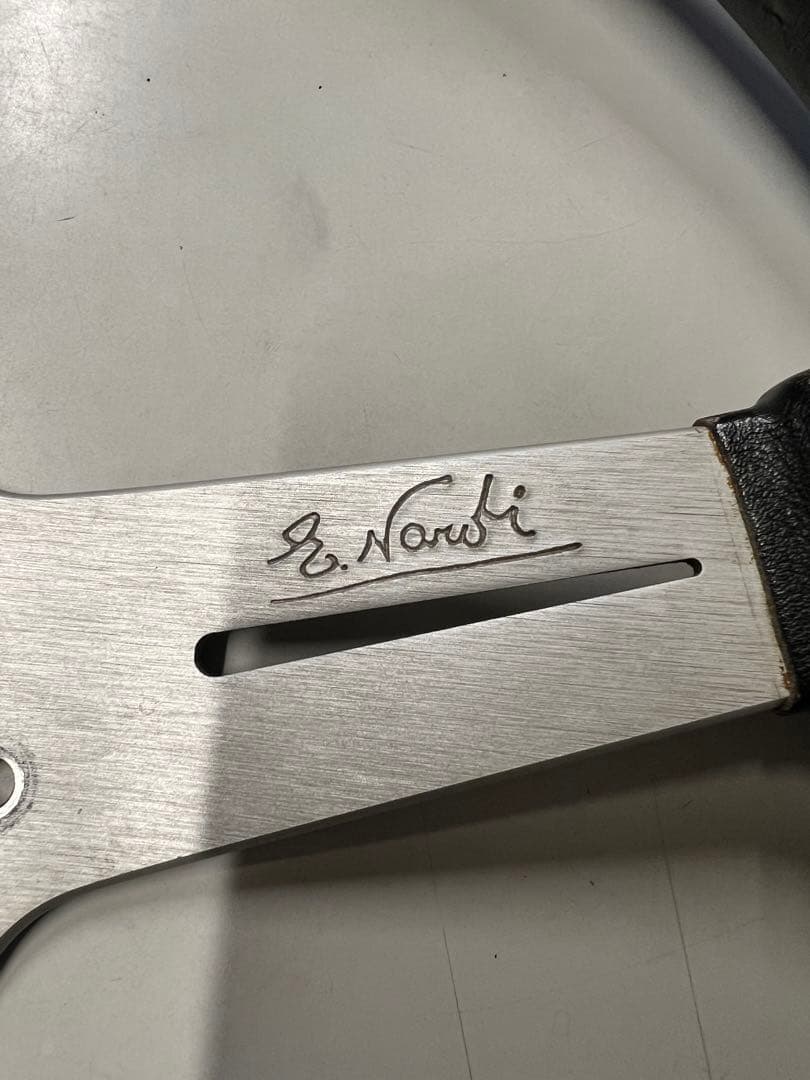 ナルディ？3スポーク ステアリング 本体 ボス付き