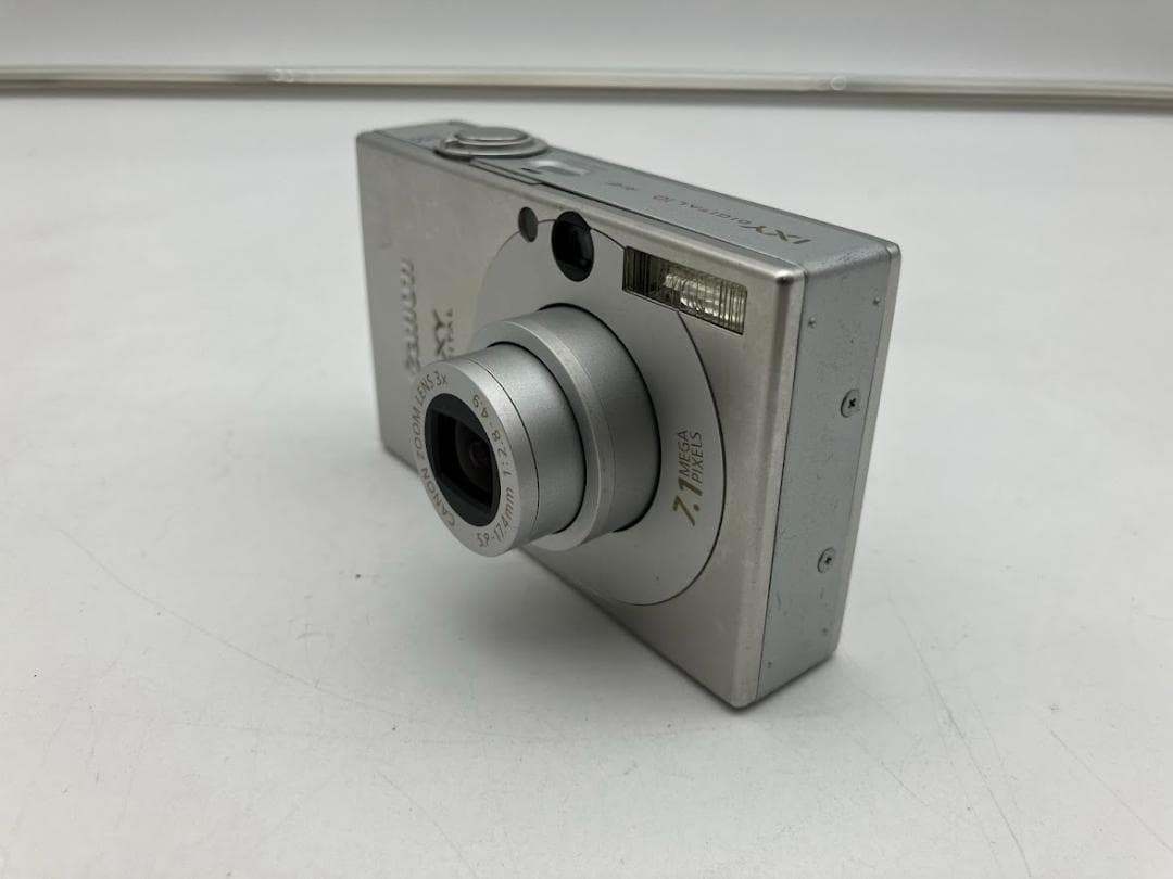 Canon IXY Digital10 デジタルカメラ　７．１メガピクセル
