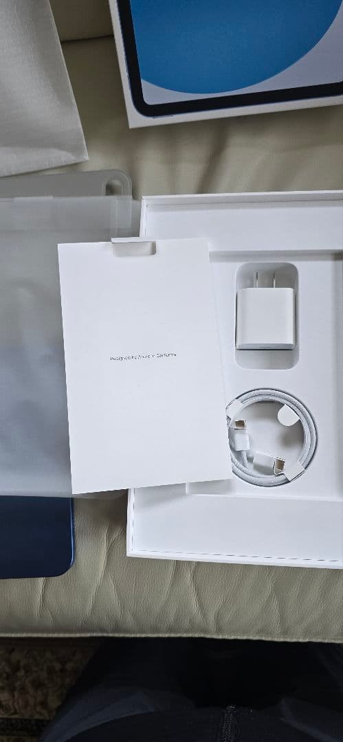 特価　ipad 第10世代　64GB　超美品　付属品多数