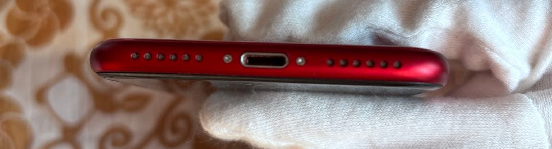 iPhone SE (第3世代) RED