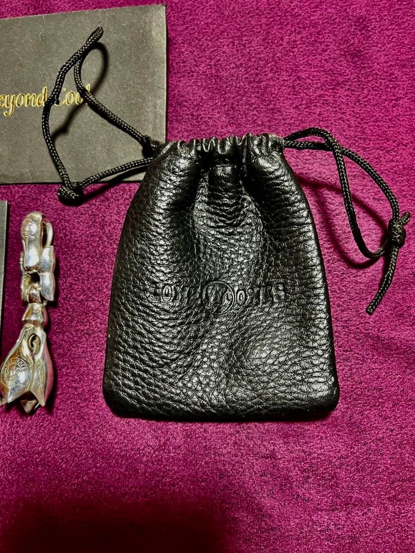 LONE ONES キークラスプLです