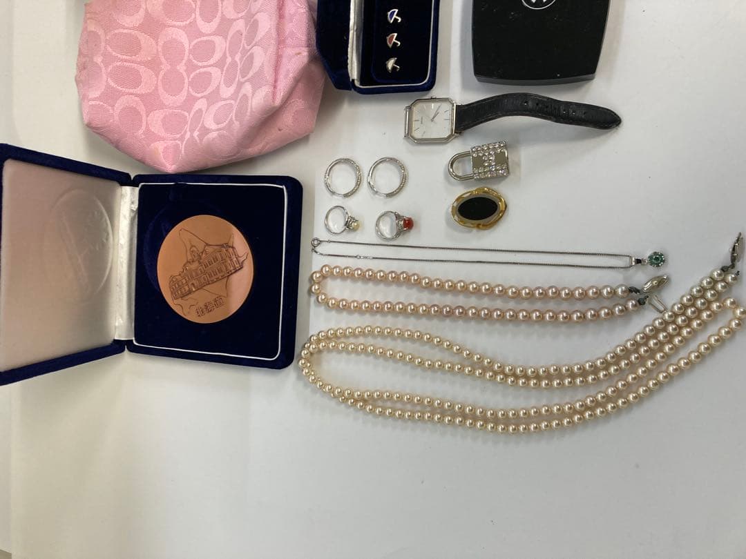 本日限り特価！　遺品整理 生前整理 アクセサリー  ジュエリー等まとめ売り