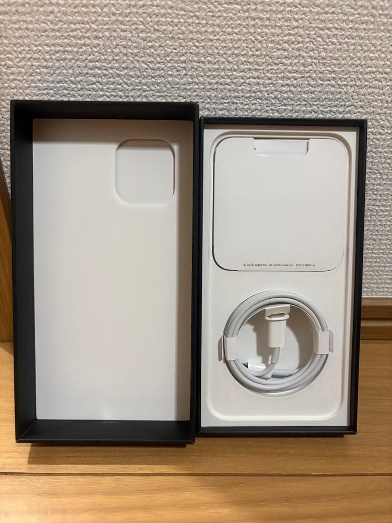 Apple iPhone 12 Pro max 128g ☆simフリー