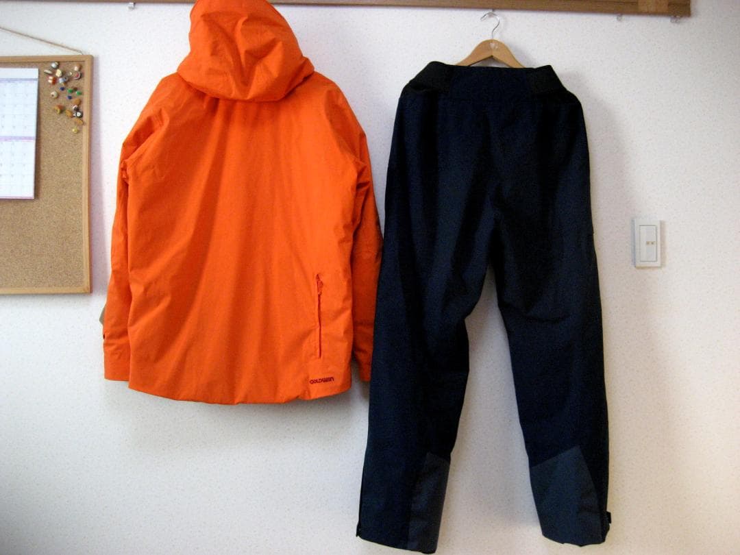 値下げ対応　ゴールドウィン 高機能ウェア 上下XXLサイズセット