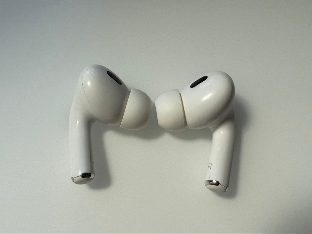 【正規品】AirPods Pro 2 本体 MQD83J/A ケースおまけ