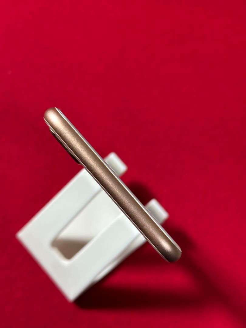 【6523】iPhone 8plusゴルド 256GB simフリー