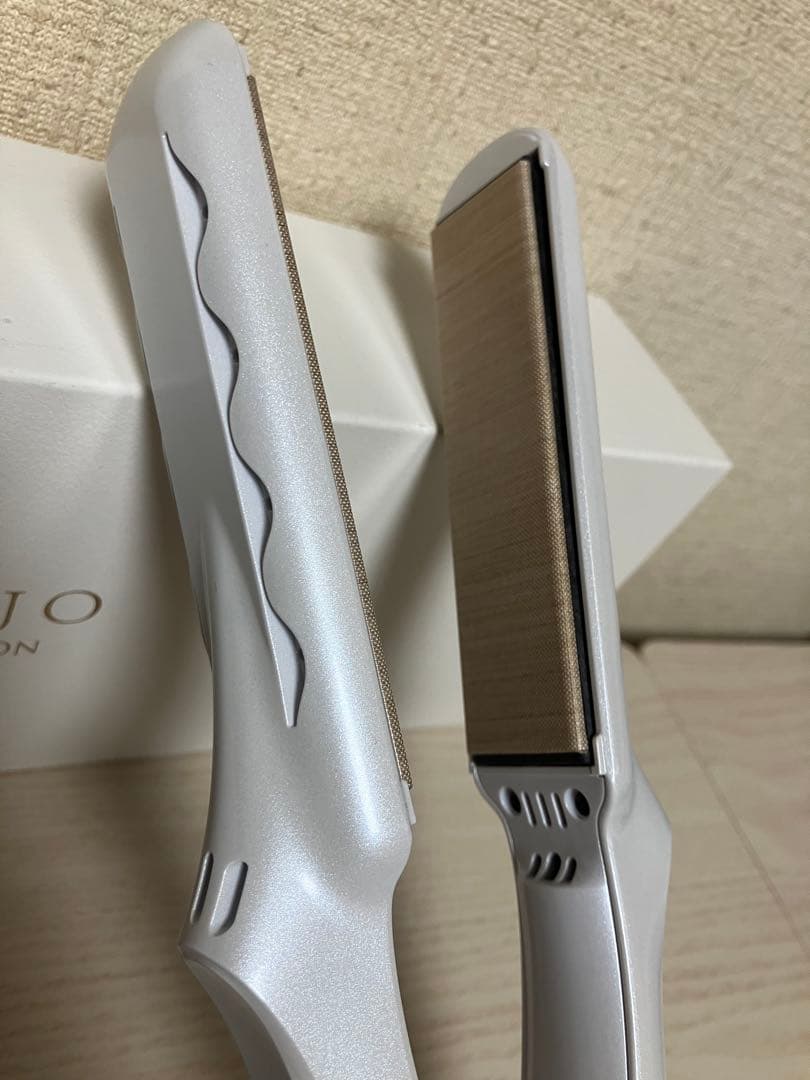 KINUJO 絹女　ストレートヘアアイロン LM225