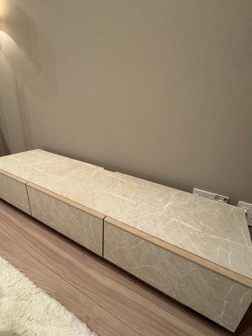 【美品】ロウヤ　テレビ台　テレビボード　ストーン柄　160cm