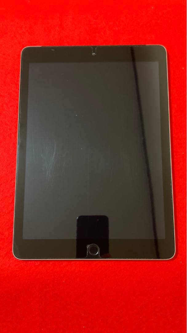 iPad第5世代 Wi-Fi + Cellularモデル 32GB SIMフリー