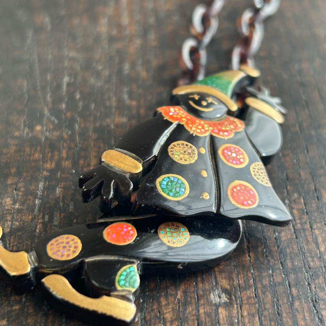 一徳作　天然鼈甲　足が動くピエロのネックレス