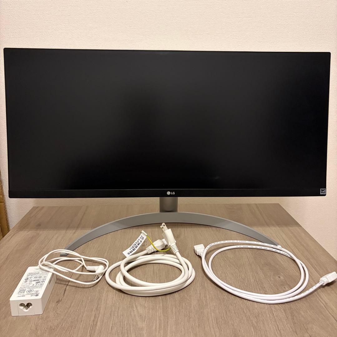 LG29型ディスプレイ　スピーカー搭載　背面ホワイト 29WQ600-W