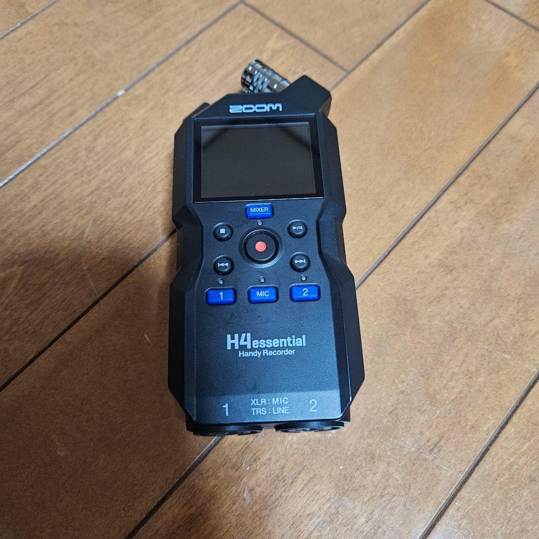 Zoom H4essential ハンディレコーダー